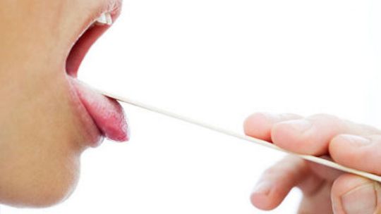 Ból gardła - jak sobie pomóc?