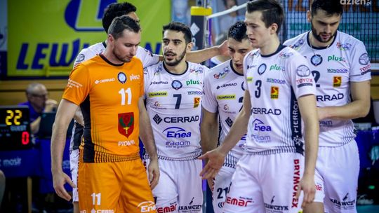Bolesna porażka Cerradu Enei Czarnych. Radomianie przegrali w Sosnowcu z przedostatnim MKS-em Będzin Bolesna porażka Cerradu Enei Czarnych. Radomianie przegrali w Sosnowcu z przedostatnim MKS-em Będzin