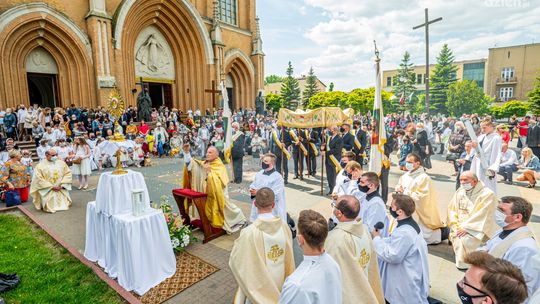 Boże Ciało. Tak było w Radomiu (zdjęcia, msza)