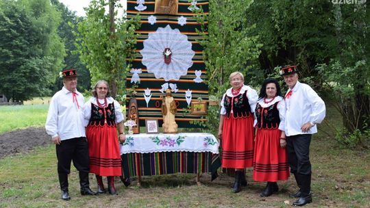 Boże Ciało w Muzeum Wsi Radomskiej