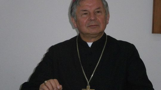 Bp Tomasik do dziennikarzy: "Służcie człowiekowi!"
