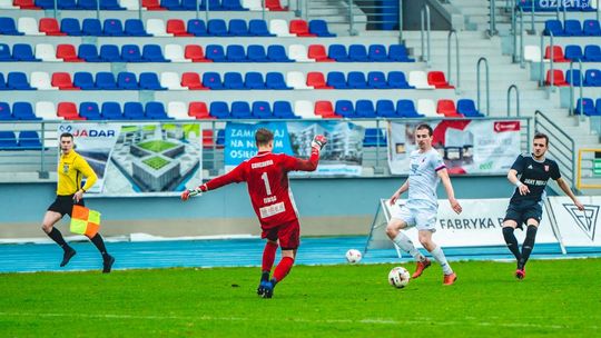 Bramkarz i napastnik Broni wyróżnieni za mecz z Radomskiem