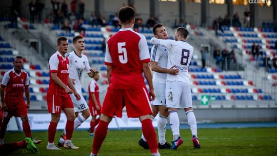 Broń podejmie sąsiada z tabeli