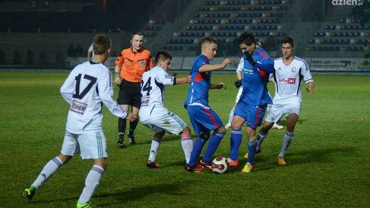 Broń przegrała z rezerwami mistrza Polski