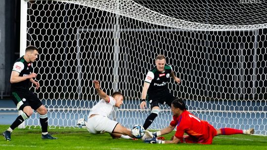 Broń Radom odpadła z forBET Pucharu Polski po rzutach karnych z Legią II Warszawa Broń Radom odpadła z forBET Pucharu Polski po rzutach karnych z Legią II Warszawa