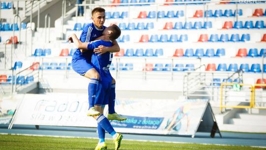 Broń Radom wywozi z Garwolina cenne zwycięstwo