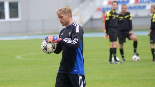 Broń wróciła z dalekiej podróży. Remis na inaugurację