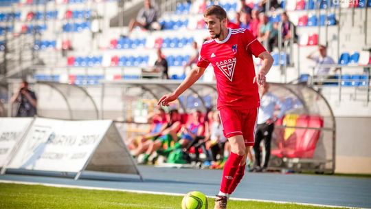 Broń wygrała i została liderem