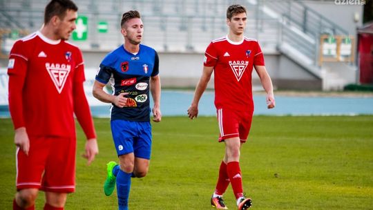 Broń zarobi na młodzieży? 