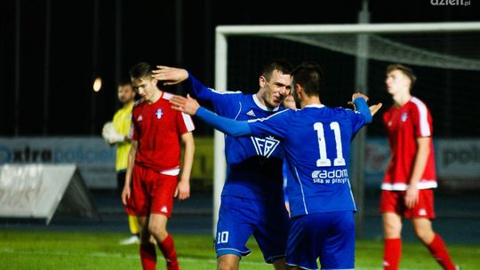 Broniarze zagrają z beniaminkiem