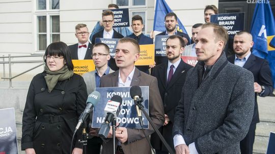 Bronić Polskę przed tęczowym terrorem