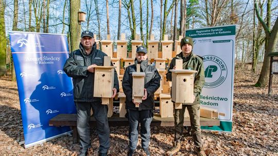 Budki i schrony od więźniów dla ptaków 