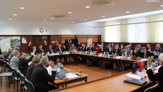 Budżet powiatu radomskiego uchwalony