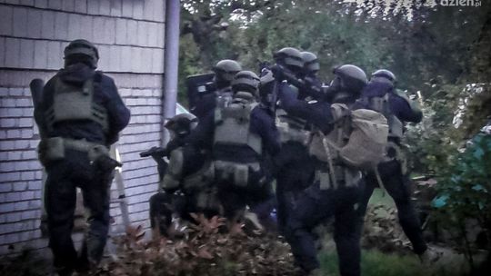 CBŚP rozbiło laboratorium narkotyków pod Grójcem 