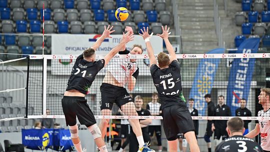 Cenne punkty Pierrota Czarnych! Radomianie dalej w grze o play-offy