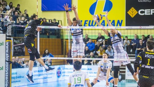 Cerrad Czarni o tożsamość i ważne punkty