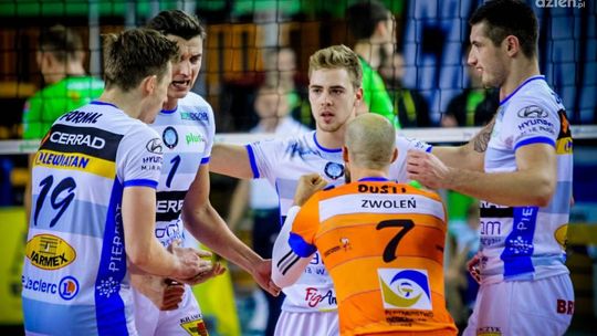 Cerrad Czarni wracają do domu