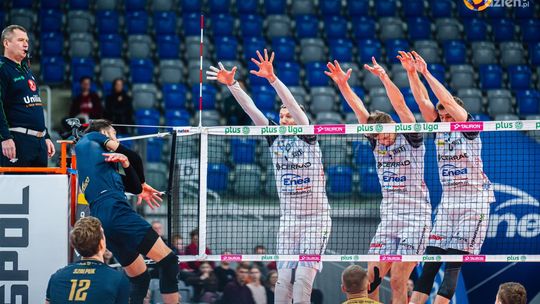 Cerrad Enea Czarni Radom zagrają w Krakowie z Barkomem Każany Lwów