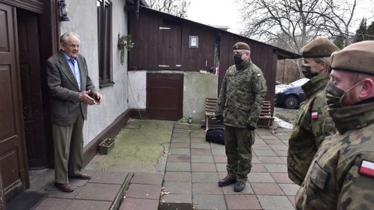 Charytatywna akcja mikołajkowa dla kombatantów