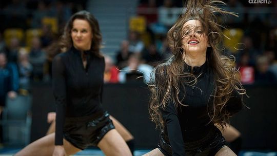 CHEERLEADERS GDYNIA - PRAWDZIWE GWIAZDY!