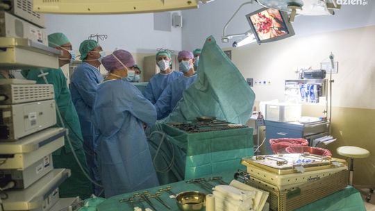 Chirurdzy przyjeżdżają do Radomia, by się szkolić