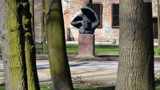 Chopin wrócił z wygnania pod szalety