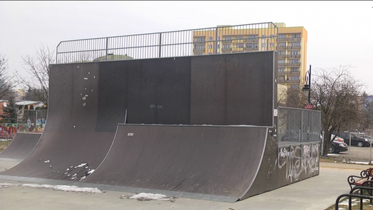 Ciało wisiało w skateparku. Są wyniki sekcji zwłok