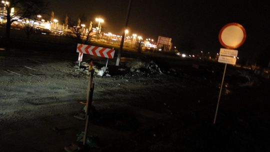 Ciemna al. Grzecznarowskiego. Jest niebezpiecznie!