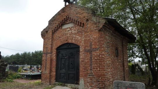 Cmentarz w Cerekwi w rejestrze zabytków