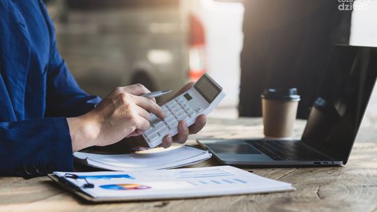 Co możesz zrobić przy problemach ze spłatą raty leasingu? „Wakacje leasingowe” od podszewki