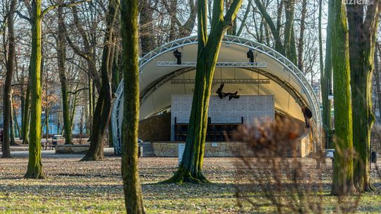 Co nagrał monitoring? Np. wciąganie nosem