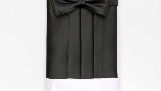 Co to jest pas smokingowy i jak go nosić?