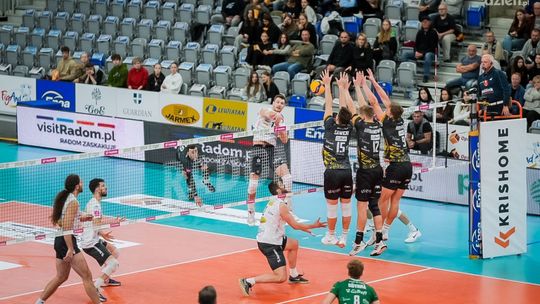 Czarna seria trwa dalej. Domowa porażka radomskich siatkarzy z Treflem Gdańsk Czarna seria trwa dalej. Domowa porażka radomskich siatkarzy z Treflem Gdańsk