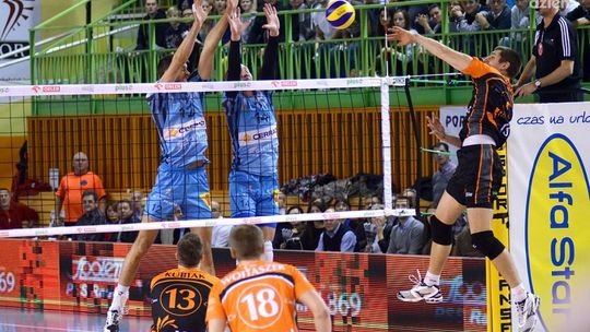 Czarni chcą zatrzymać rozpędzony Jastrzębski Węgiel