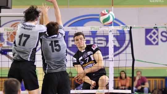 Czarni jadą do ostatniej drużyny w tabeli