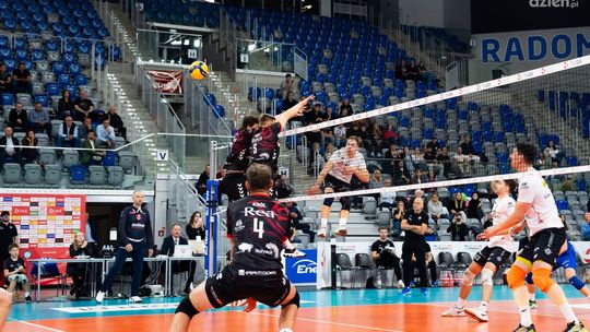 Czarni Radom przegrali po tie-breaku z wiceliderem, KPS-em Siedlce