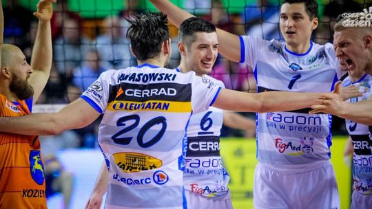 Czarni wygrali dzięki nerwom ze stali