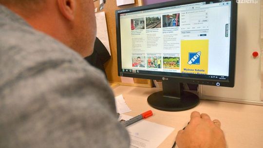 Czas na płatne informacje z internetu