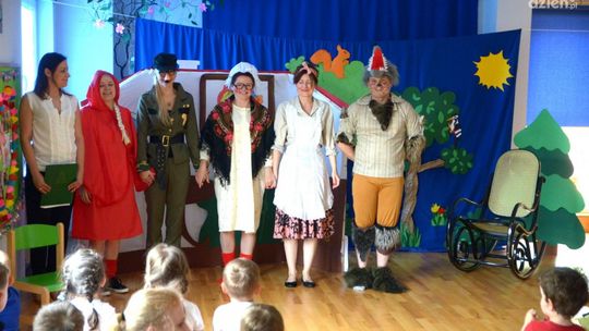 "Czerwony Kapturek" w wykonaniu rodziców