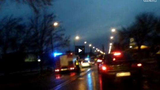 Czołowe zderzenie fiata i forda na ul. Wernera