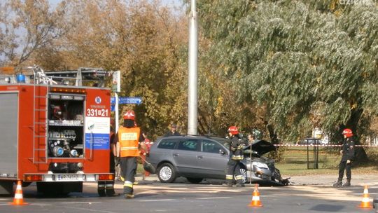 Czołowe zderzenie na Kozienickiej