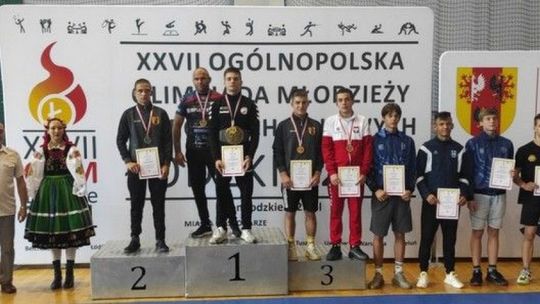 Cztery medale zapaśników Olimpijczyka