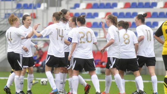 Czwórka sprawiła tęgie lanie Wandzie