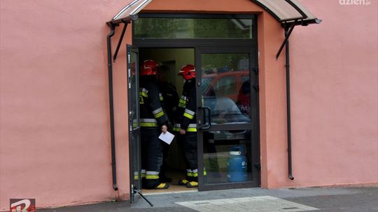 Czy ktoś chciał wysadzić budynek w Pionkach?