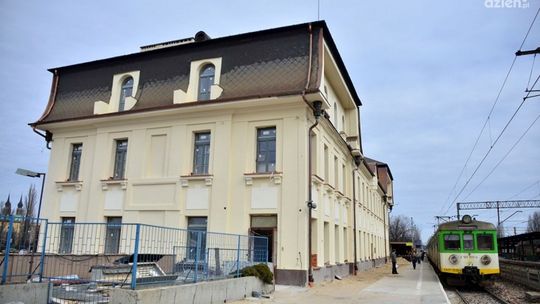 Czy małe dworce kolejowe przejdą na własność gmin?