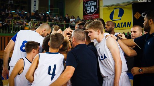 CZY ROSA ZDOBĘDZIE SUPERPUCHAR?