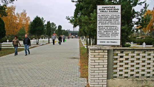 Czy w Radomiu potrzebujemy świeckich ceremonii pogrzebowych?