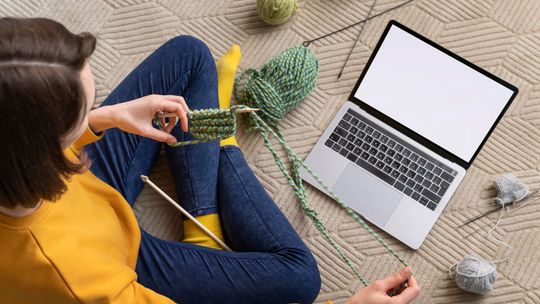 Czym jest haft komputerowy i dlaczego zyskuje na popularności?