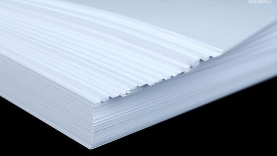 Czym się różni papier kredowy od satynowego?