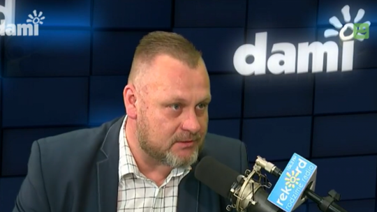 Dąbrowski: Nie zamykałbym polityków w więzieniach